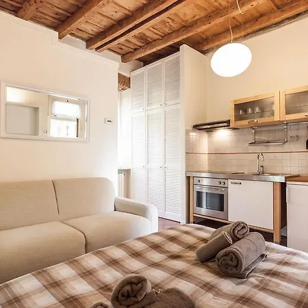 Apartment Temporary House - Milan Porta Ticinese 2