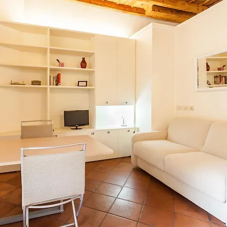 Apartment Temporary House - Milan Porta Ticinese 2 Milan